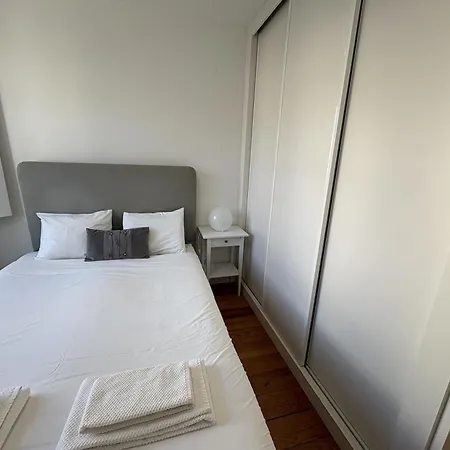 Lodge Alfama Premium *